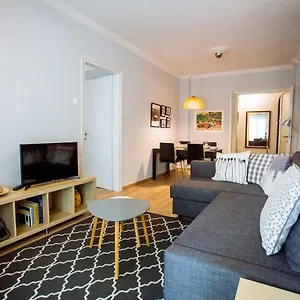 https://luxurious-modern-walk-everywhere-5-amenities.hotels-of-thessaloniki.com